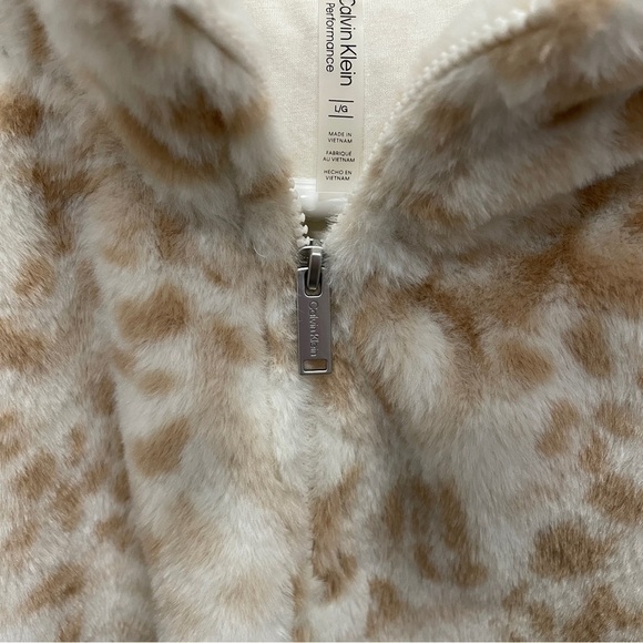 Calvin Klein Performance Faux Fur 1/4 Zip Jacket - Picture 5 of 10